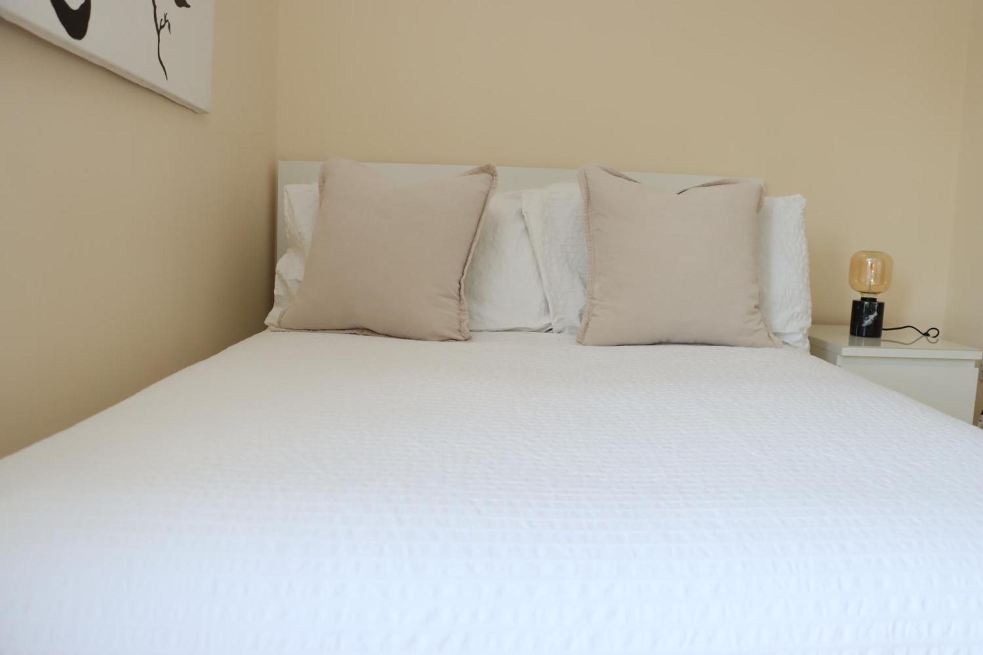 Scandinavian City Centre Apartment Worcester Buitenkant foto